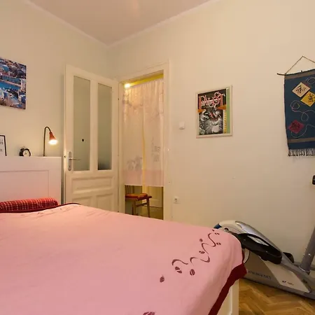 Central, Fully Equipped 2 Bedroom Flat Lejlighed